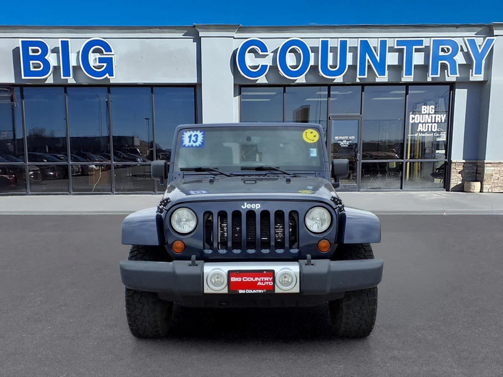 Used 2013 Jeep Wrangler Sahara w/ Connectivity Group AWD/4WD image 9