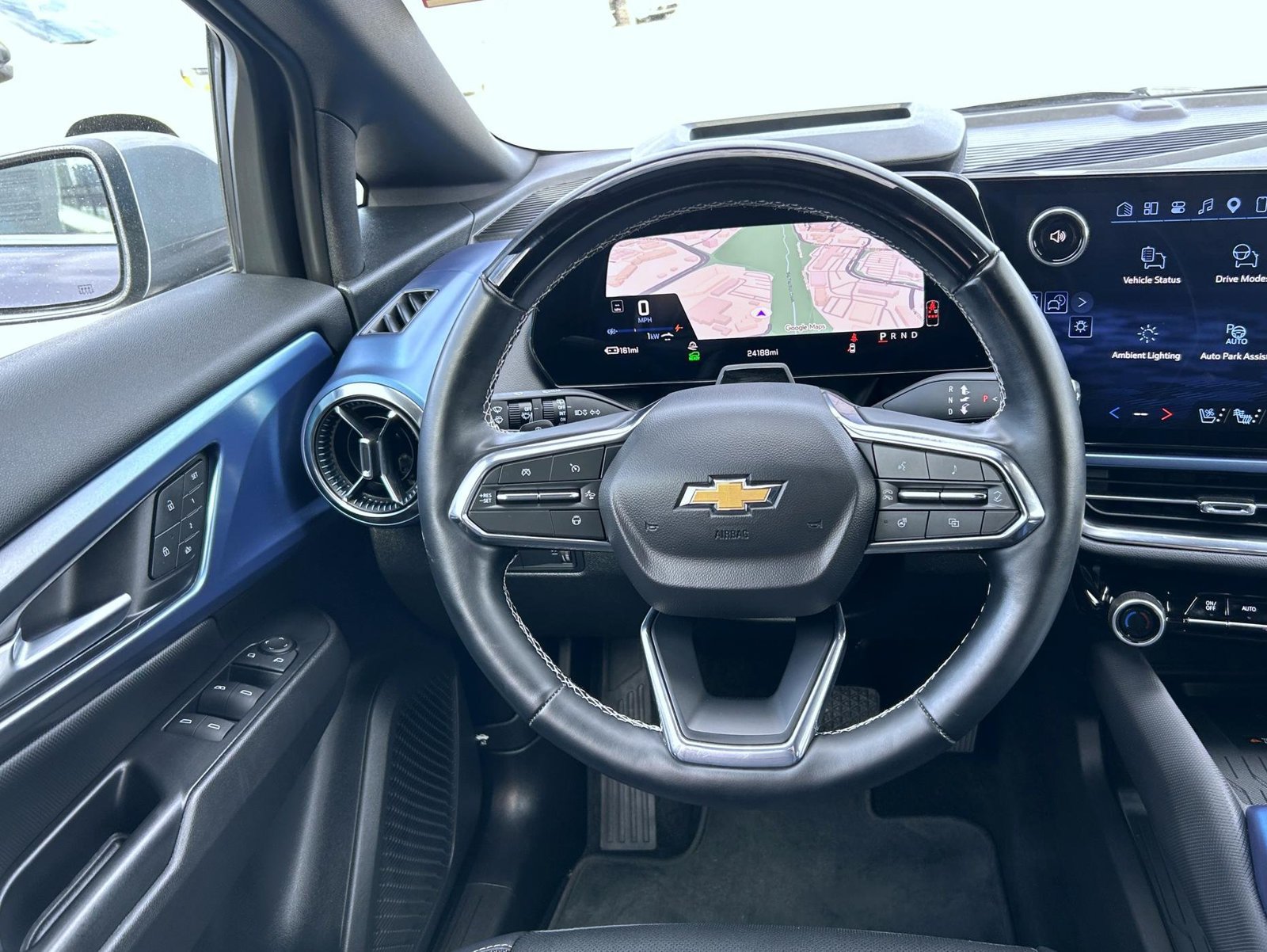 Certified 2025 Chevrolet Equinox EV LT w/ Convenience Package II AWD/4WD image 12