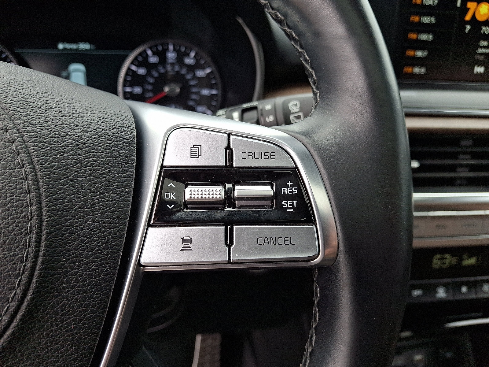 Used 2020 Kia Telluride SX w/ SX Prestige Package AWD/4WD image 23