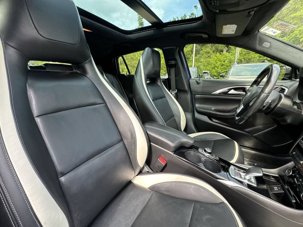 Certified 2018 INFINITI QX30 Sport w/ Sport Leather Package FWD image 27