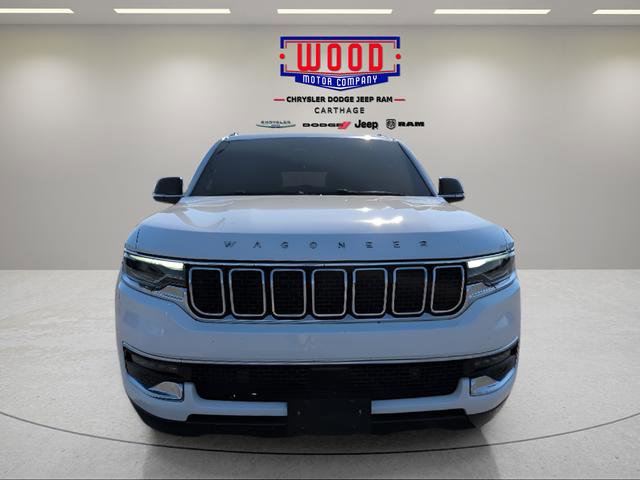 Used 2025 Jeep Wagoneer 4WD image 5