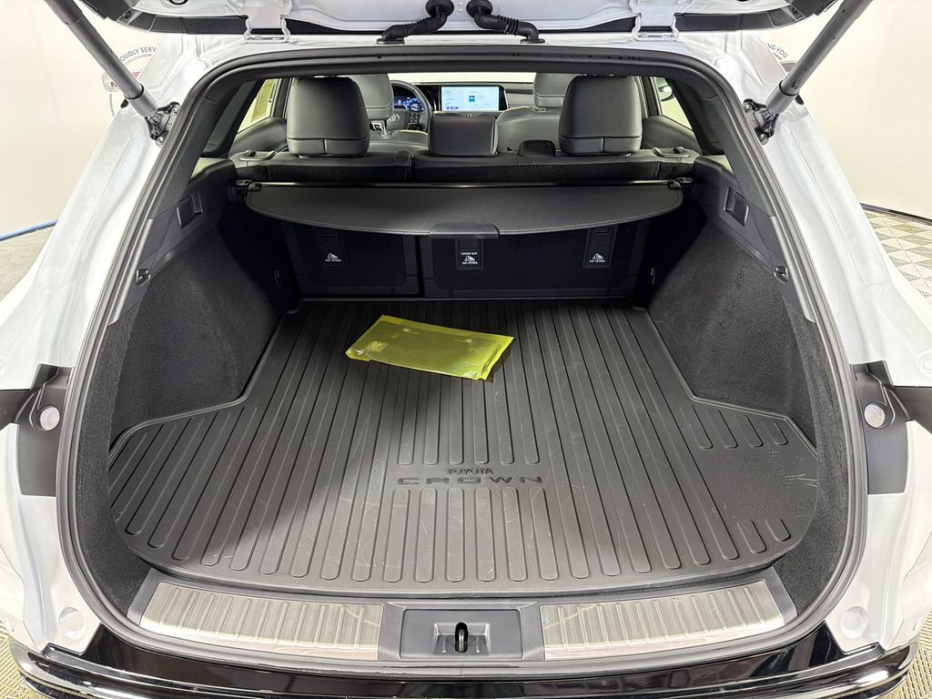 Used 2025 Toyota Crown Signia w/ Advanced Technology Package AWD/4WD image 19