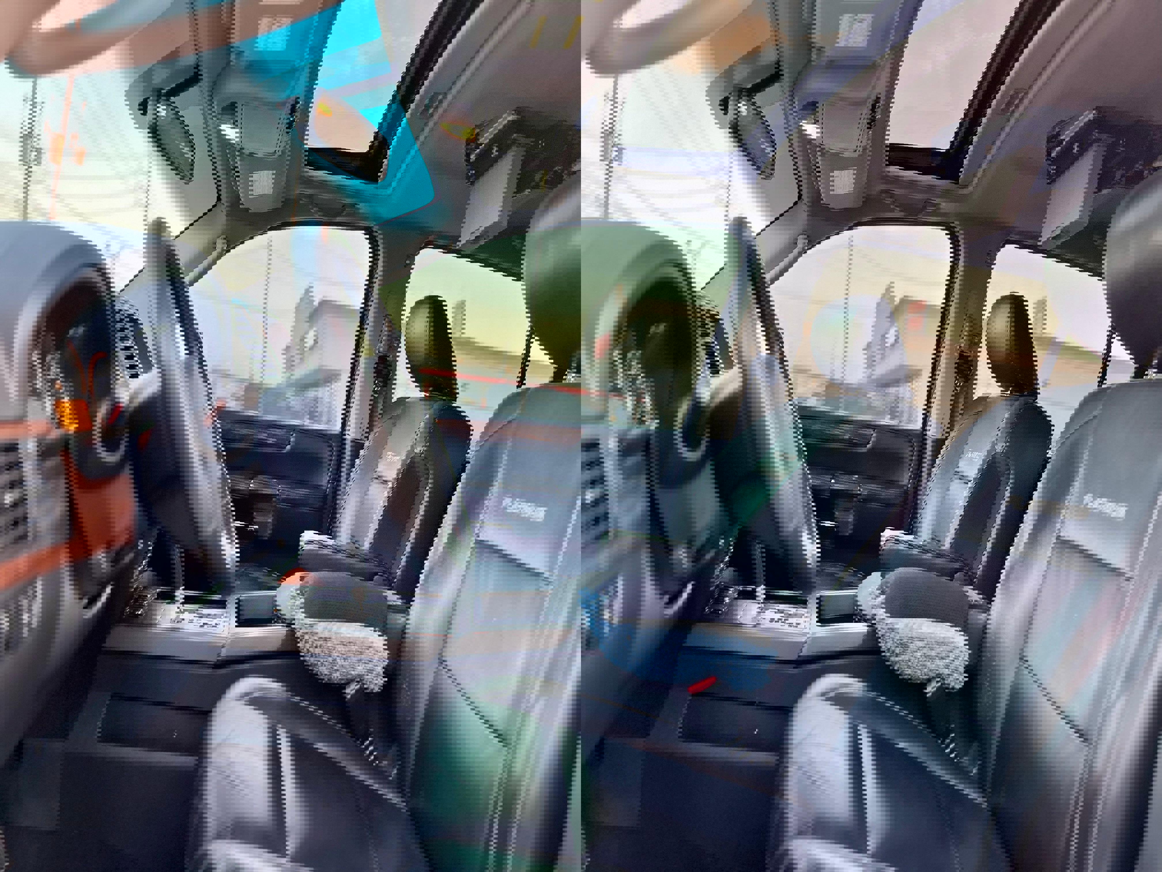 Used 2010 Nissan Armada Platinum image 4