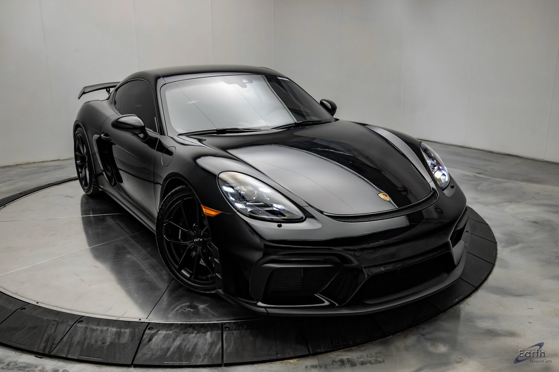 Used 2021 Porsche 718 Cayman GT4 RWD image 27