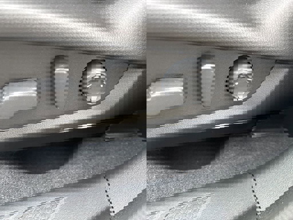 New 2026 Subaru Outback Touring XT image 22