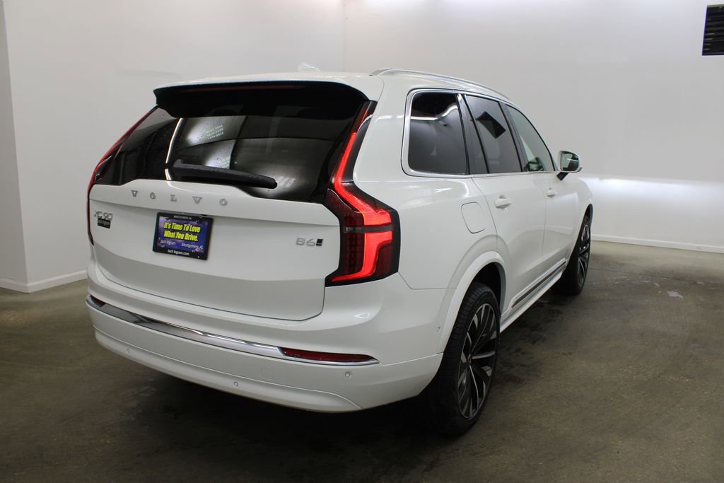 New 2026 Volvo XC90 B6 Plus w/ Protection Package AWD/4WD image 5