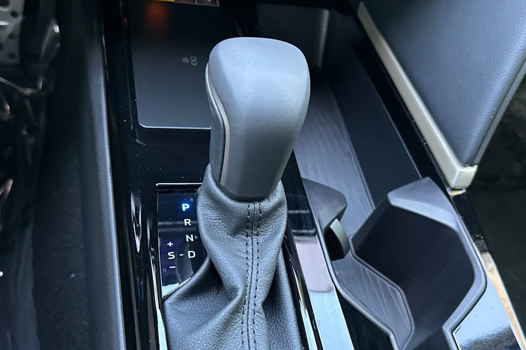 Used 2026 Toyota Camry XSE w/ Premium Plus Package image 24