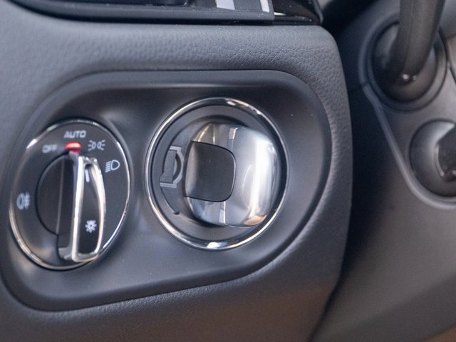 New 2026 Porsche Macan image 28