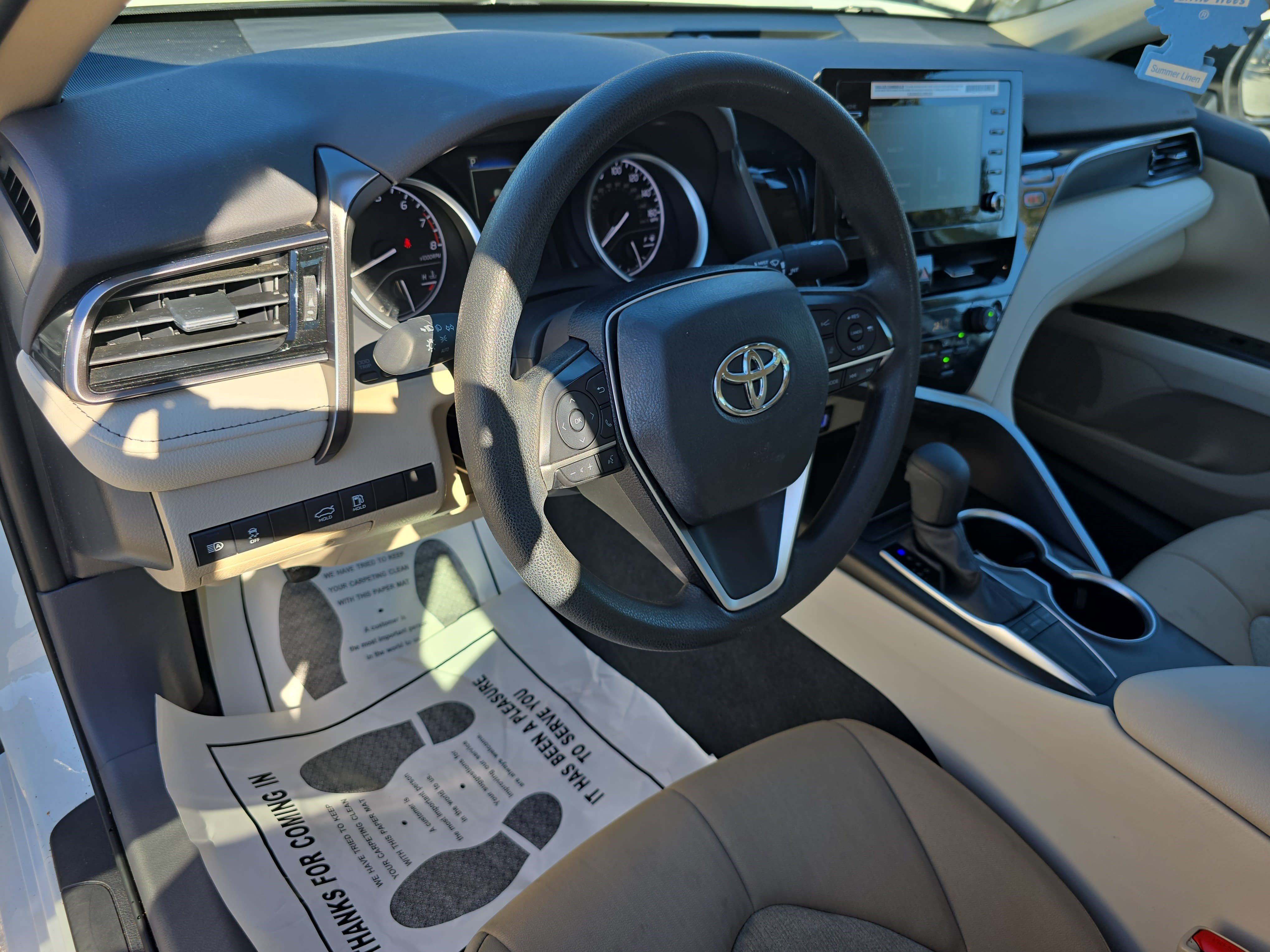 Used 2024 Toyota Camry LE w/ Convenience Package FWD image 15