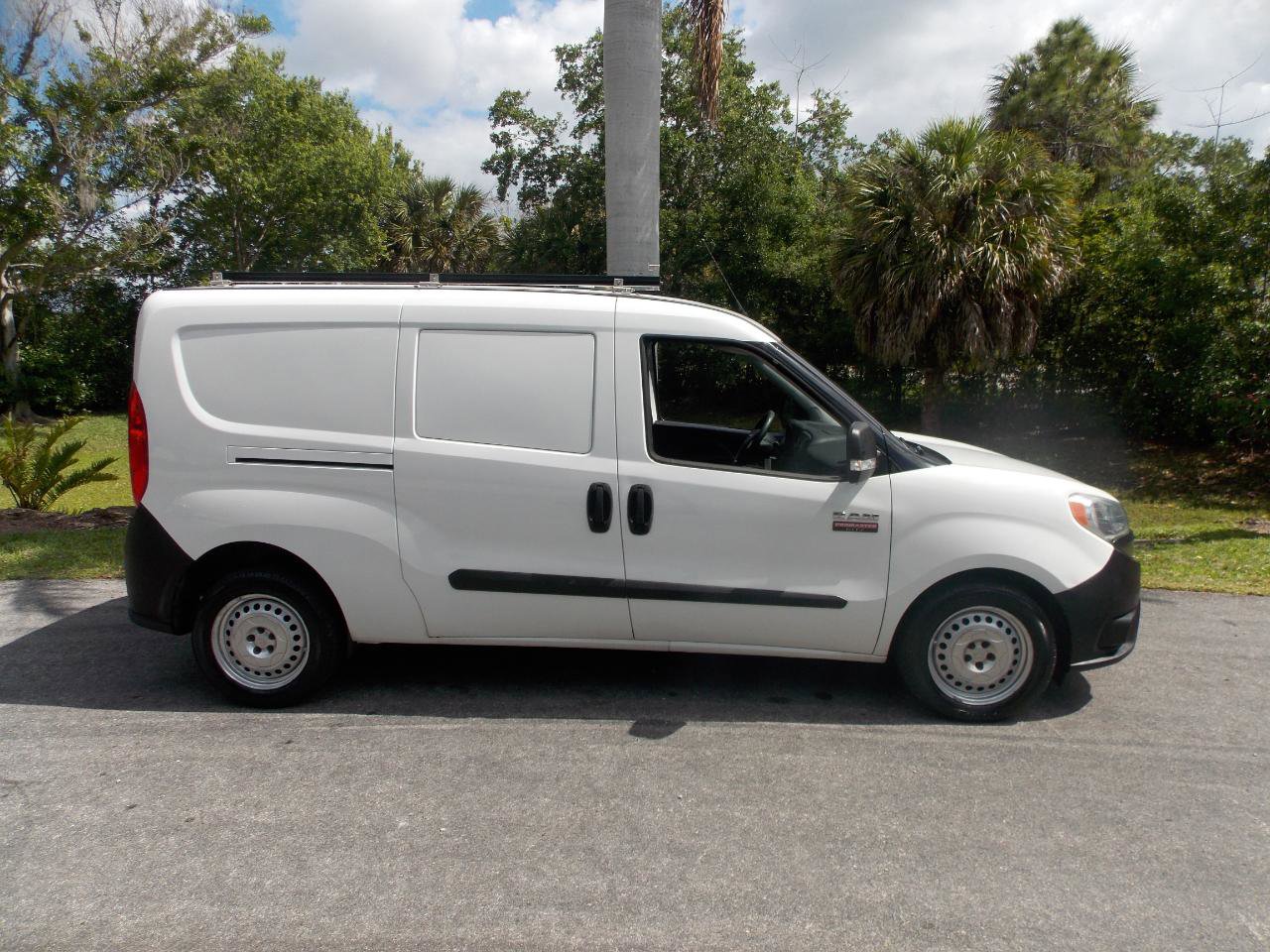 Used 2019 RAM ProMaster City Tradesman FWD image 5