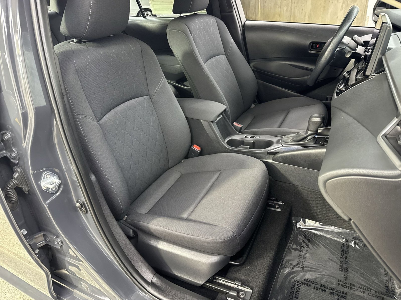 Used 2023 Toyota Corolla LE image 31