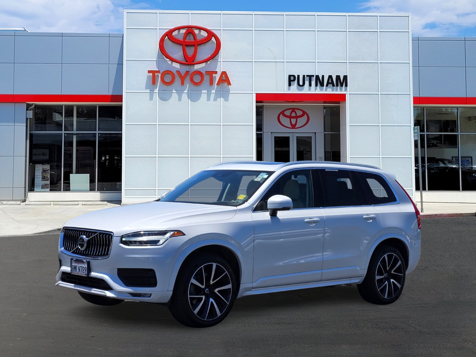 Used 2020 Volvo XC90 T6 Momentum AWD/4WD image 8