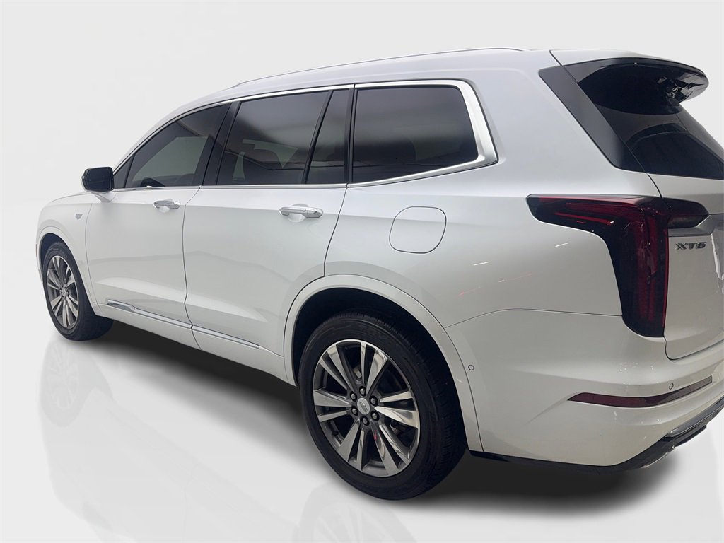 Used 2021 Cadillac XT6 Premium Luxury image 14