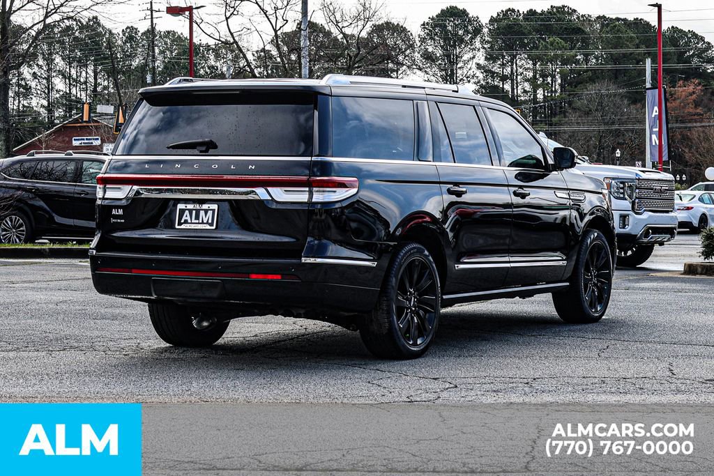Used 2024 Lincoln Navigator L Reserve w/ Equipment Group 201A AWD/4WD image 6