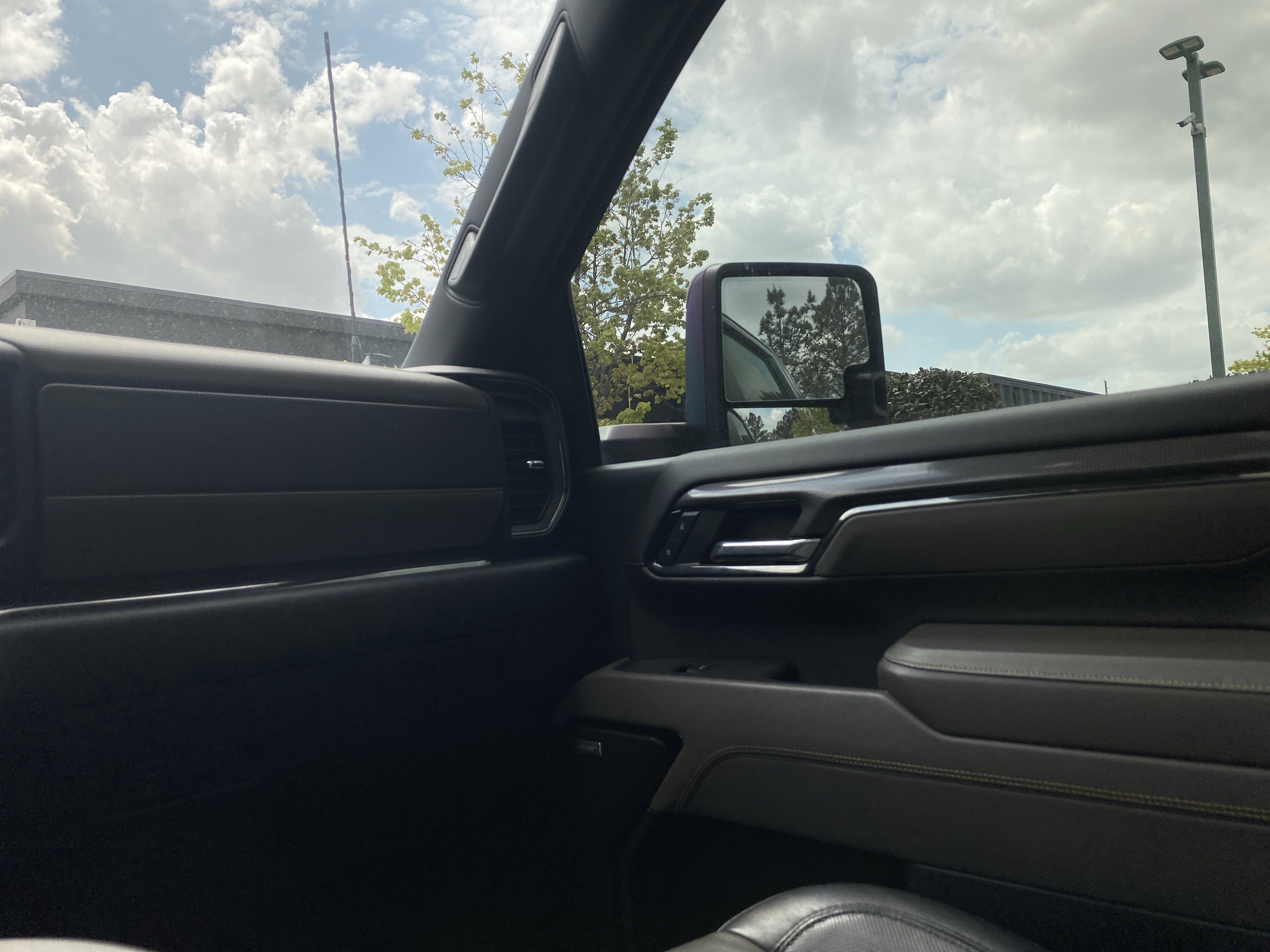 Used 2024 Chevrolet Silverado 2500 ZR2 w/ ZR2 Bison Edition AWD/4WD image 19