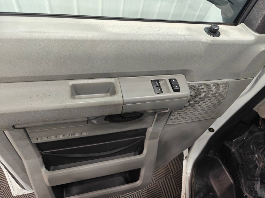 Used 2016 Ford E-350 and Econoline 350 Super Duty w/ Power Windows & Locks Group RWD image 42