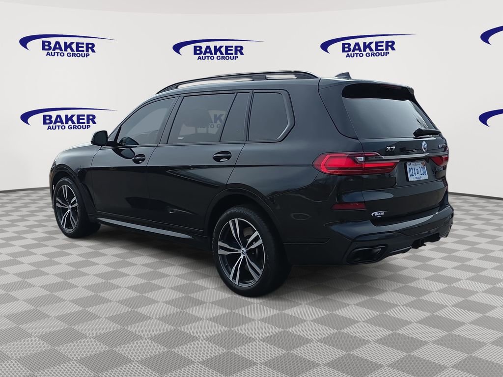 Used 2022 BMW X7 M50i w/ Dynamic Handling Package image 7