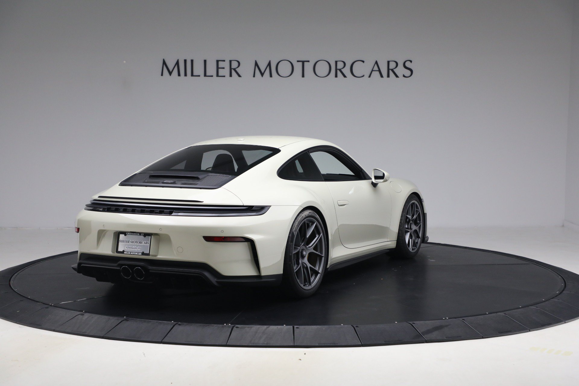 Used 2026 Porsche 911 GT3 RWD image 7