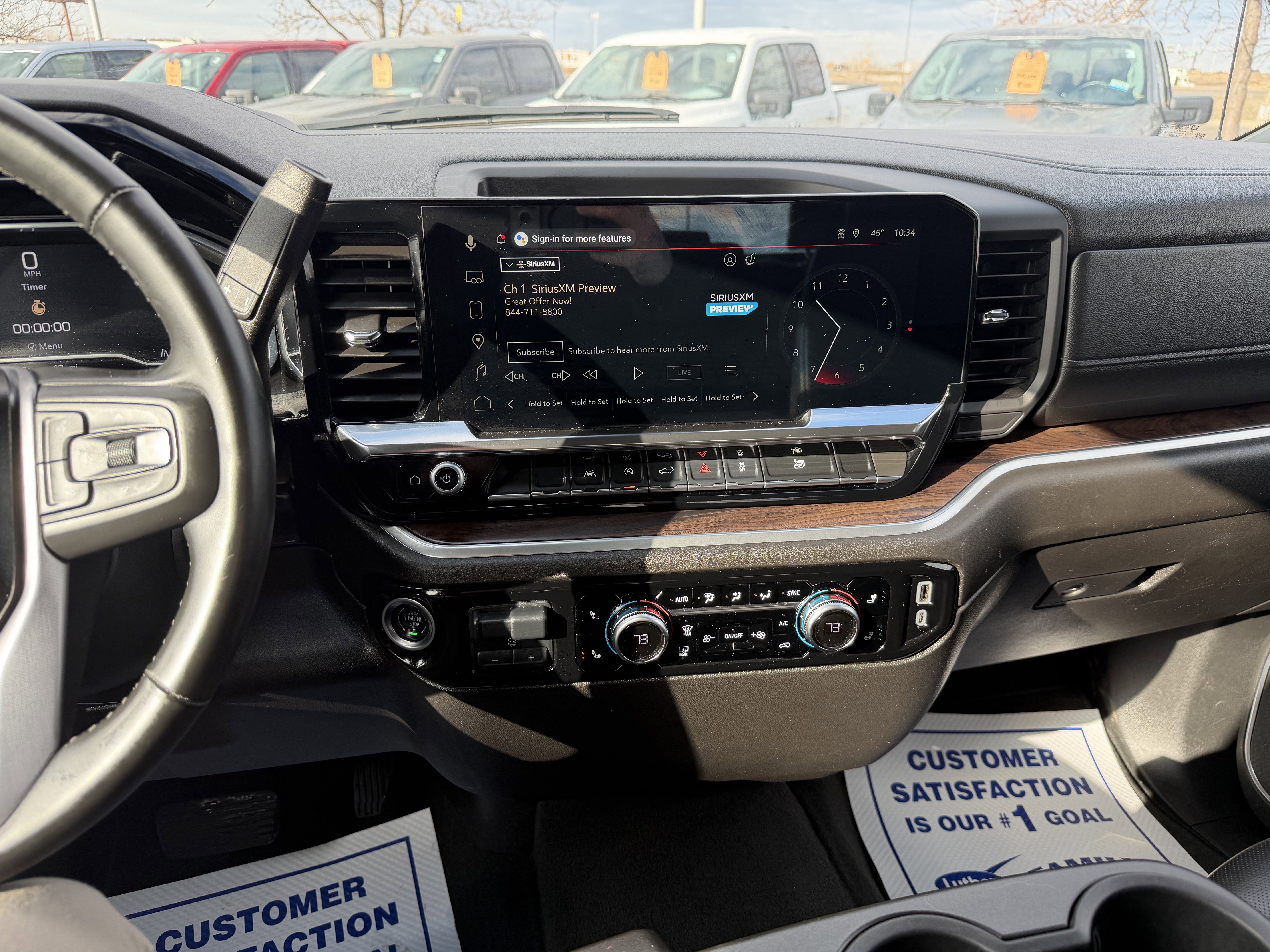 Used 2025 GMC Sierra 1500 SLT image 10