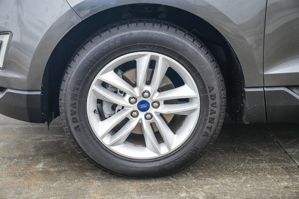 Used 2018 Ford Edge SEL image 11