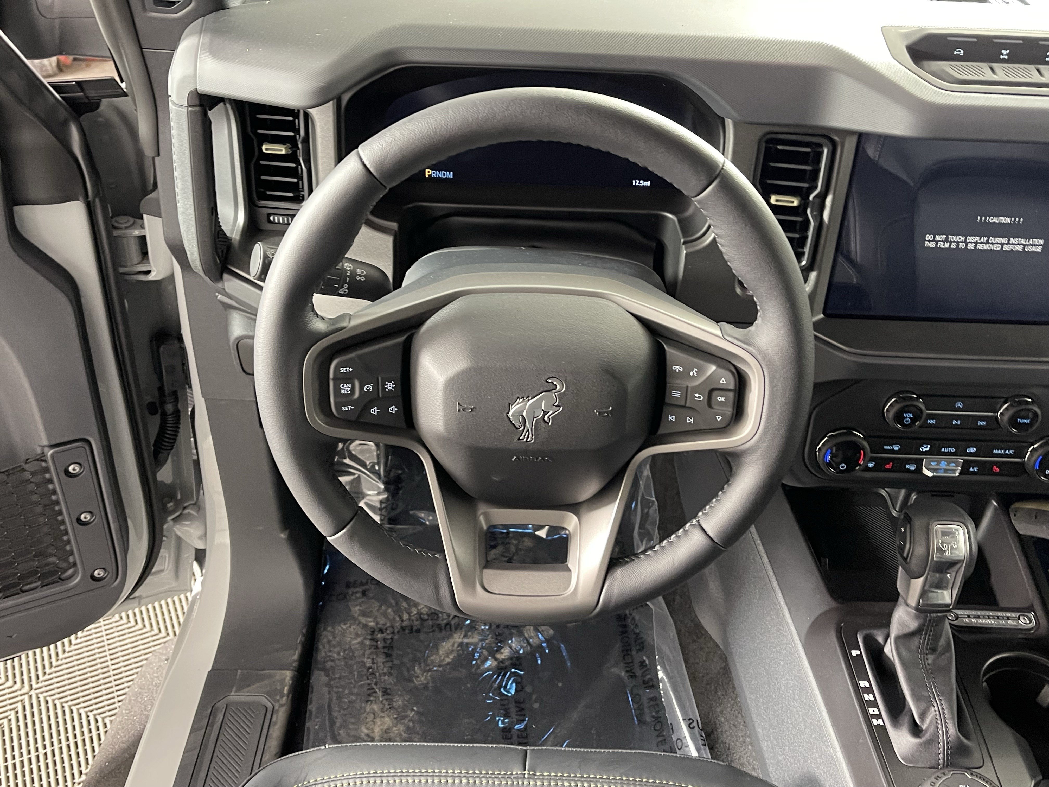 New 2026 Ford Bronco Badlands w/ Sasquatch Package AWD/4WD image 13