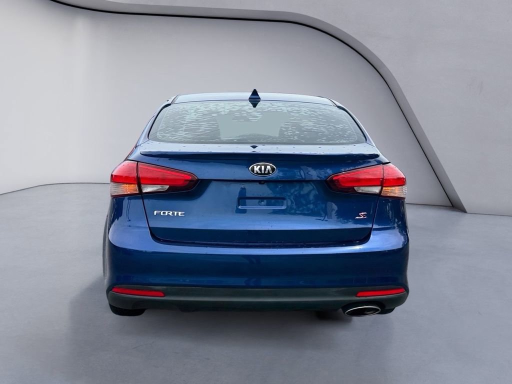 Used 2018 Kia Forte S FWD image 4