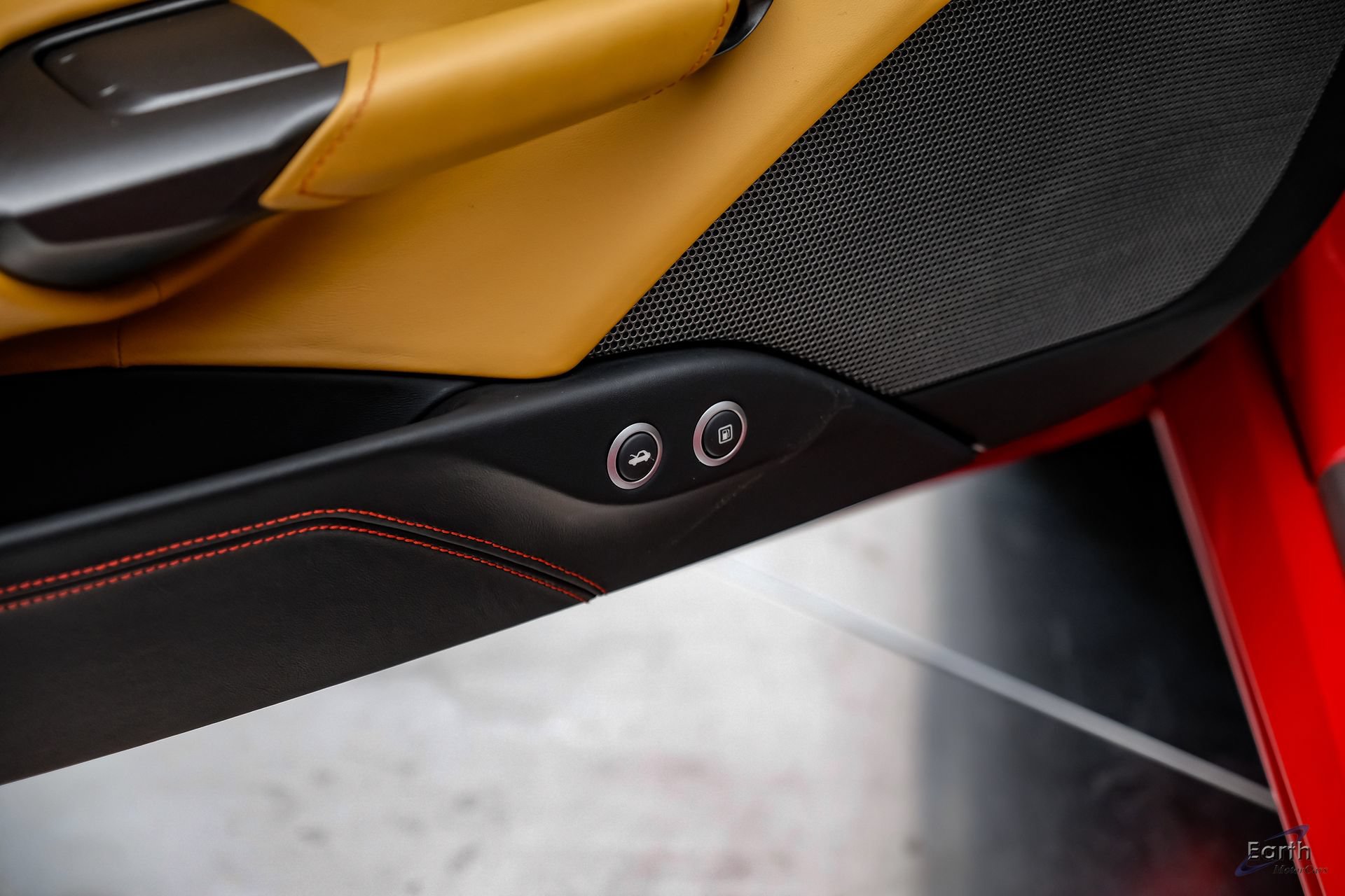 Used 2018 Ferrari 488 Spider RWD image 93