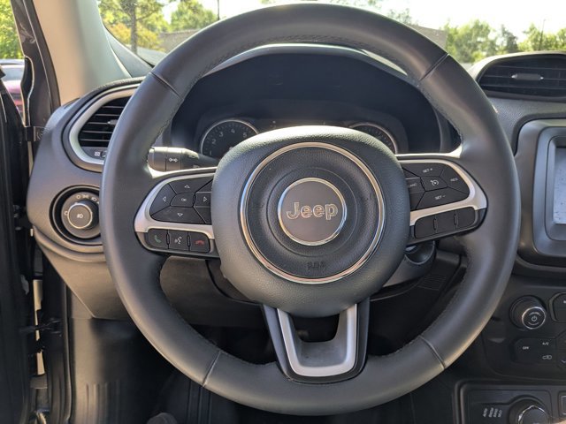 Used 2018 Jeep Renegade Latitude image 7