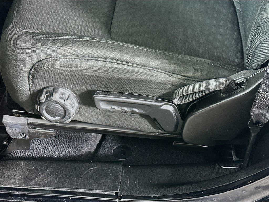 Used 2022 Jeep Wrangler Sport S image 22