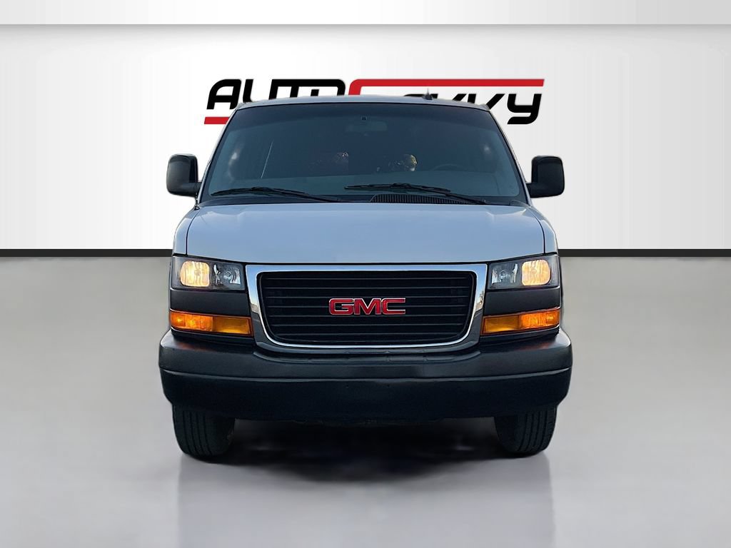 Used 2022 GMC Savana 2500 w/ Driver Convenience Package RWD image 2
