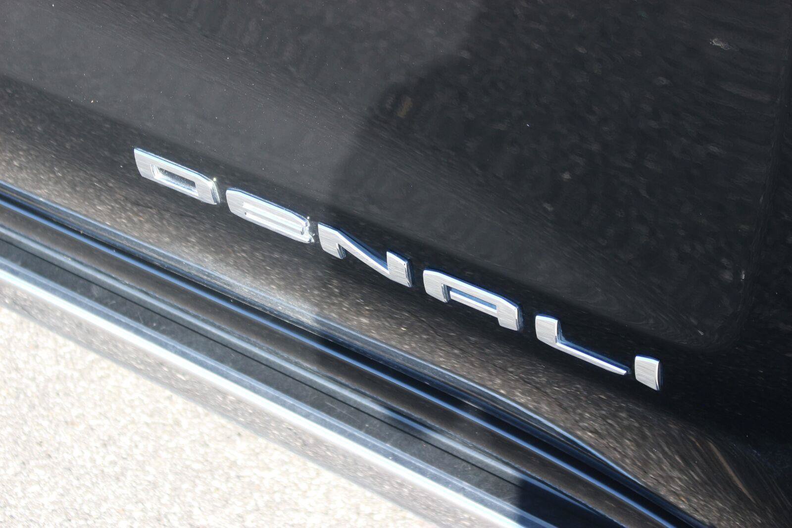 Used 2024 GMC Sierra 1500 Denali Ultimate AWD/4WD image 11