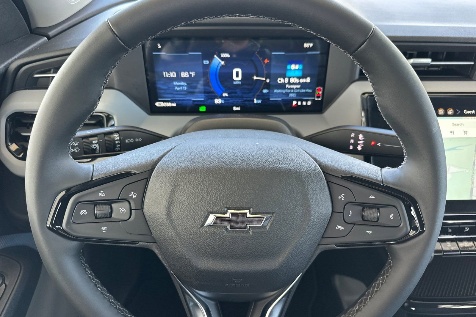 New 2027 Chevrolet Bolt LT w/ Comfort Package image 25