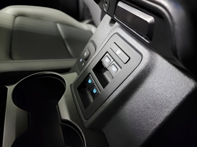 Used 2022 Ford Bronco Black Diamond image 31