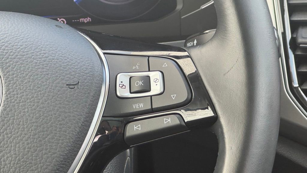 Used 2019 Volkswagen Atlas SEL AWD/4WD image 18