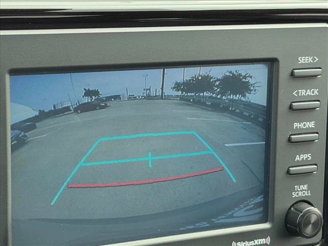 Used 2021 Toyota RAV4 XLE w/ Convenience Package FWD image 11