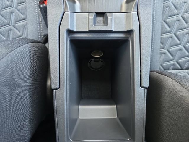 New 2026 Nissan Kicks SV w/ SV Premium Package FWD image 26