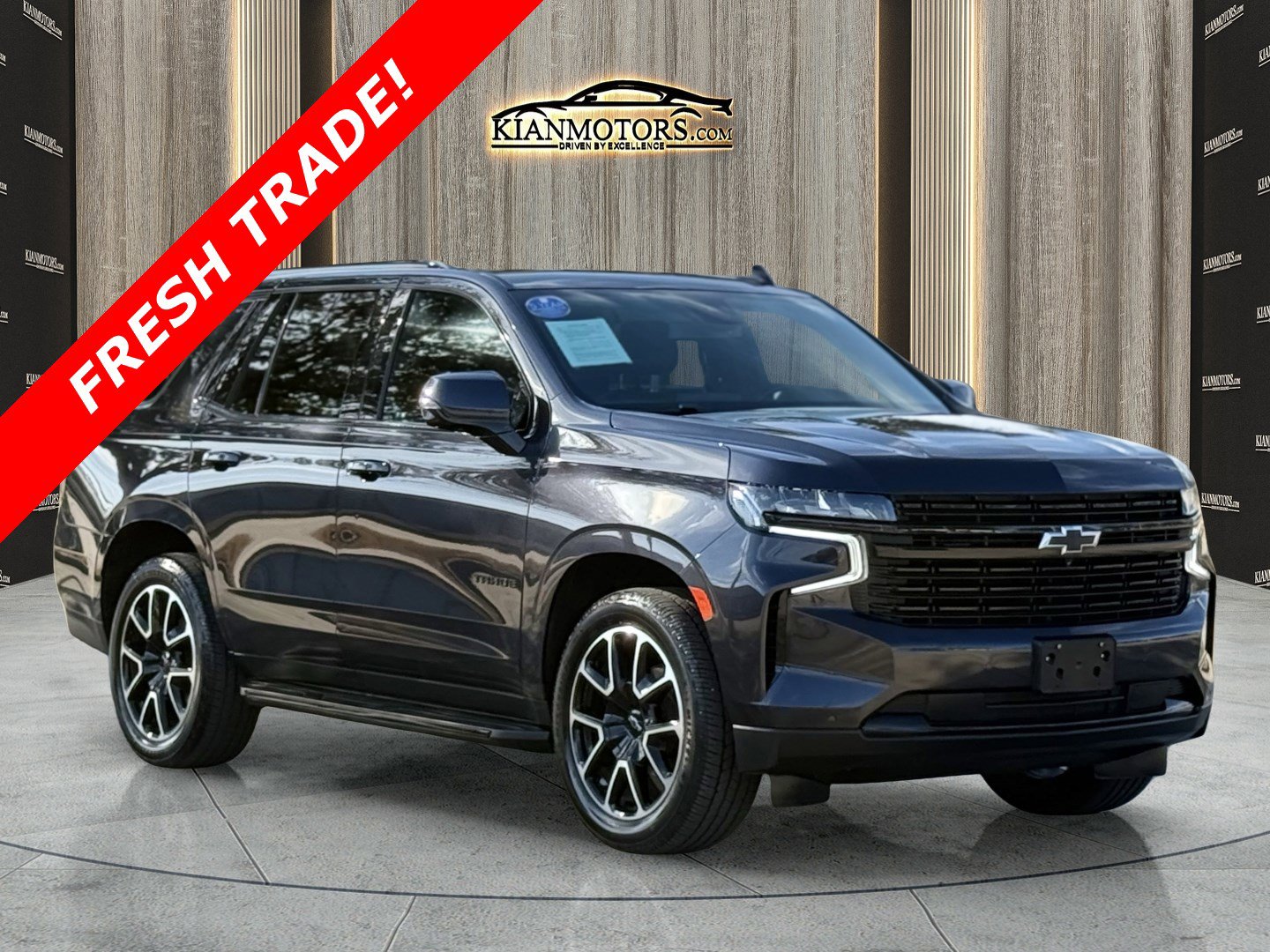 Used 2023 Chevrolet Tahoe RST w/ Luxury Package RWD image 1