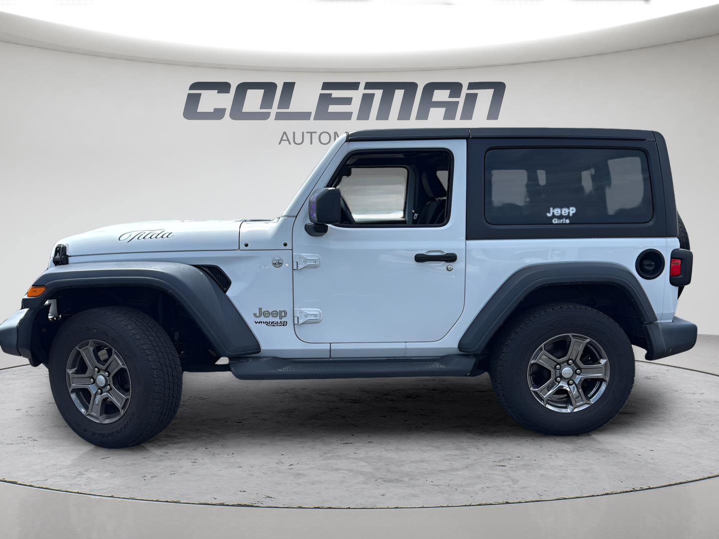 Used 2018 Jeep Wrangler Sport AWD/4WD image 2