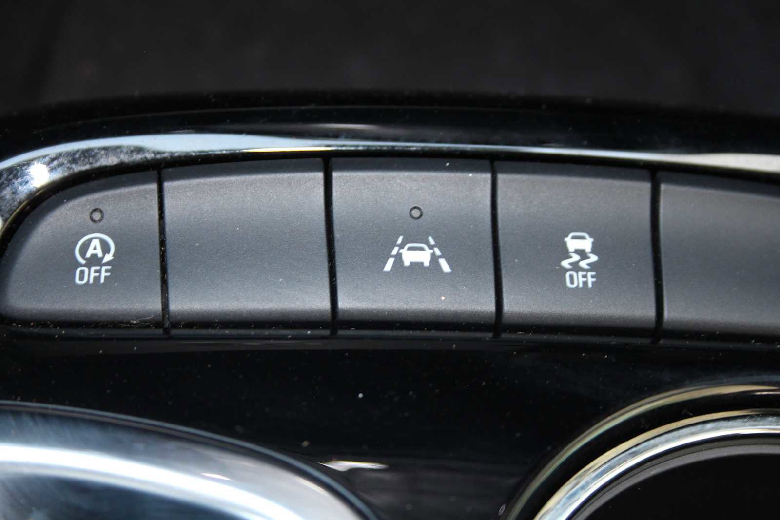 Used 2024 Buick Encore GX Preferred w/ Comfort Package image 49