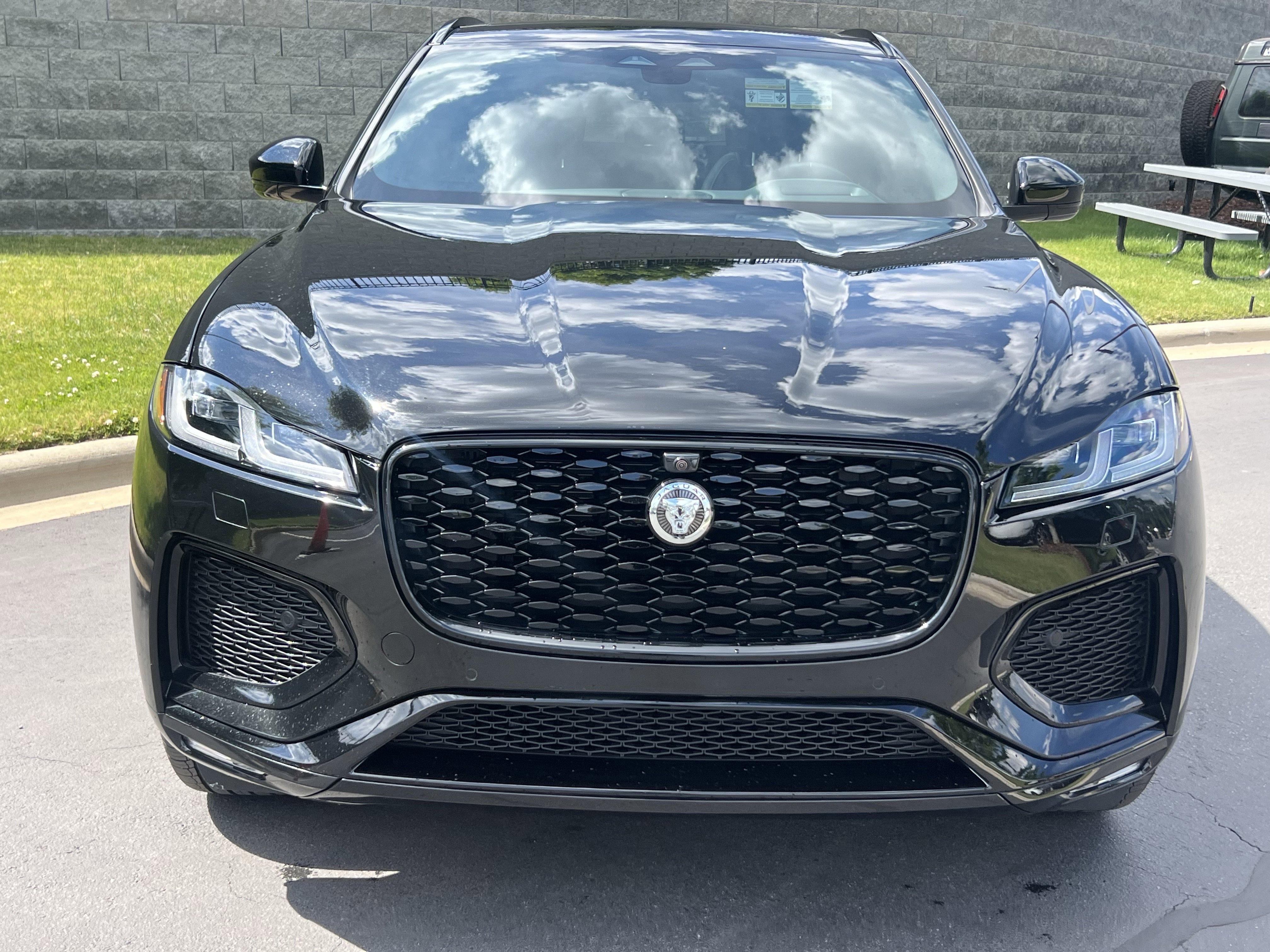 Used 2026 Jaguar F-PACE R-Dynamic S AWD/4WD image 10