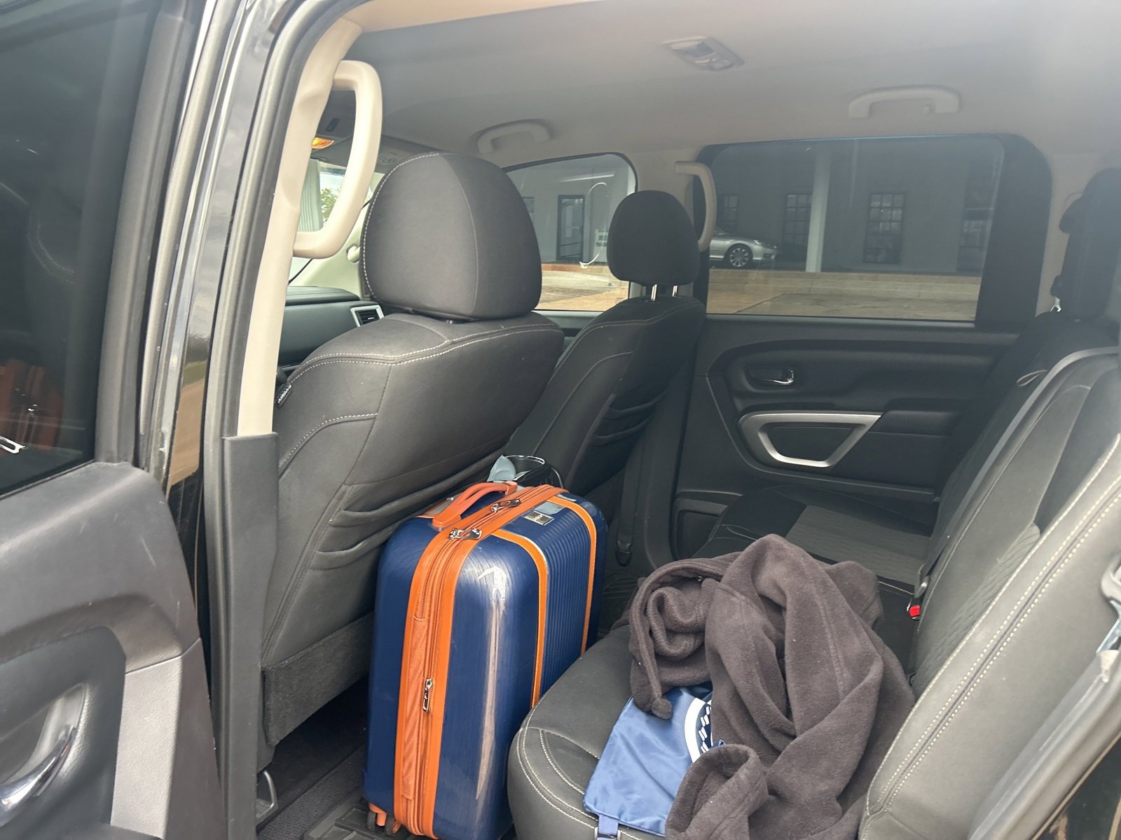 Used 2017 Nissan Titan SV image 14