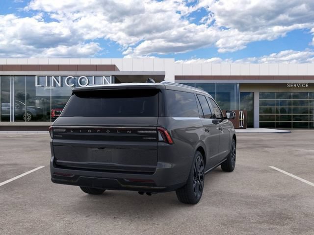 New 2026 Lincoln Navigator L Black Label AWD/4WD image 8