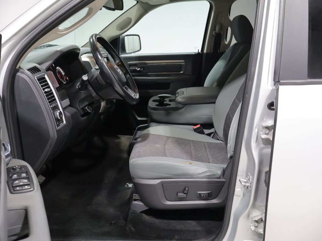 Used 2017 RAM 1500 Big Horn AWD/4WD image 11