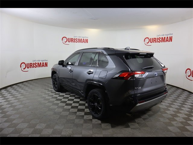 Used 2024 Toyota RAV4 SE image 5