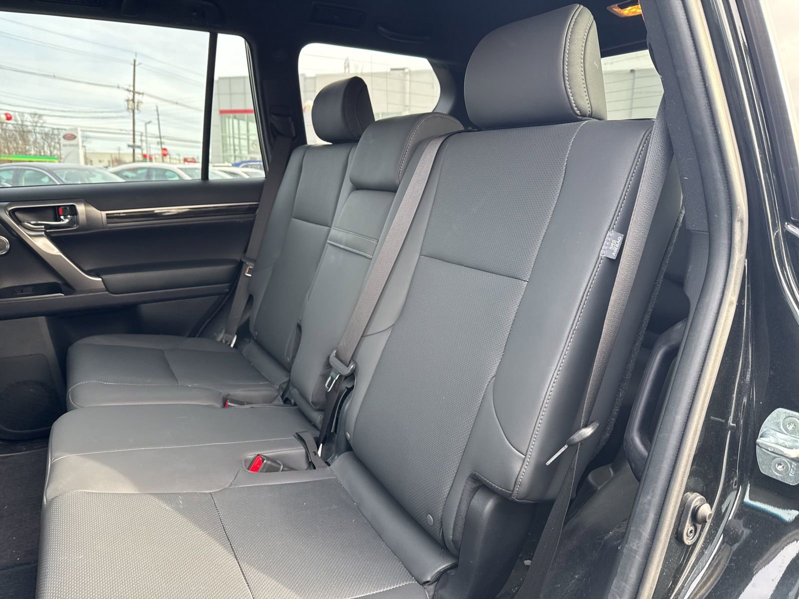 Used 2023 Lexus GX 460 Premium image 14