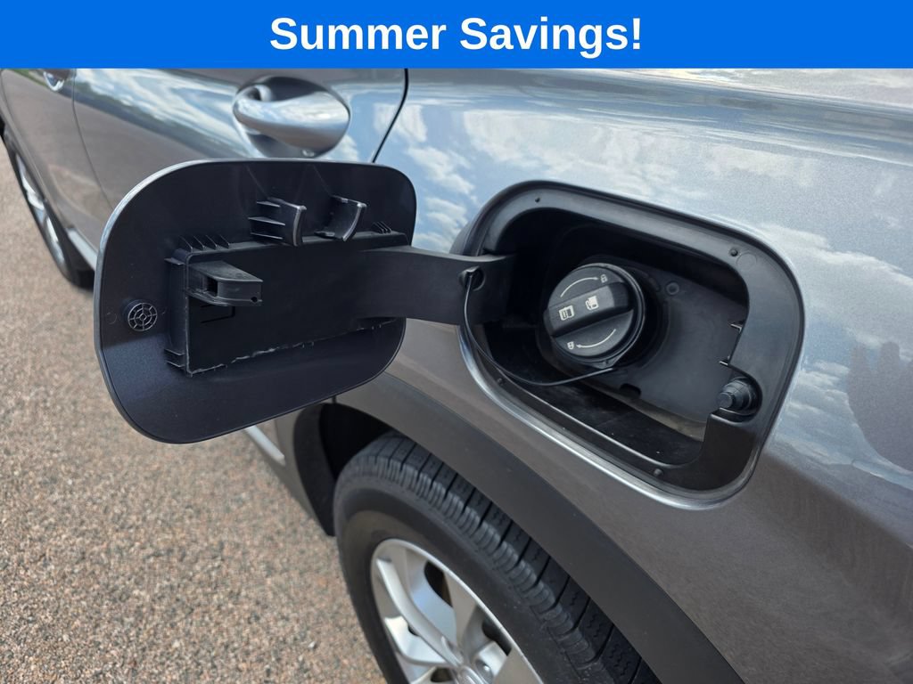 Used 2020 Hyundai Santa Fe SEL AWD/4WD image 16
