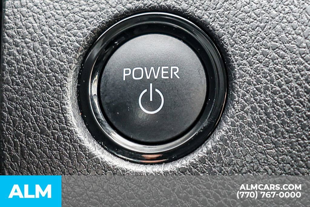 Used 2025 Toyota Camry LE image 46