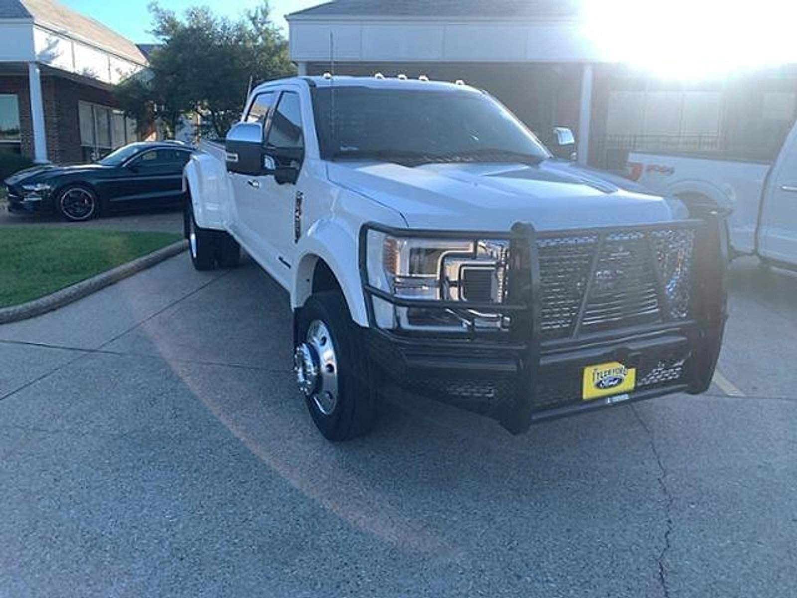 Used 2022 Ford F450 King Ranch w/ Chrome Package image 3