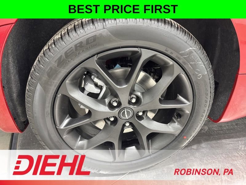 New 2026 Chrysler Pacifica Limited AWD/4WD image 8