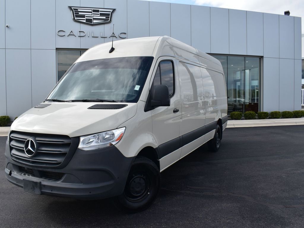 Used 2024 Mercedes-Benz Sprinter 2500 image 5